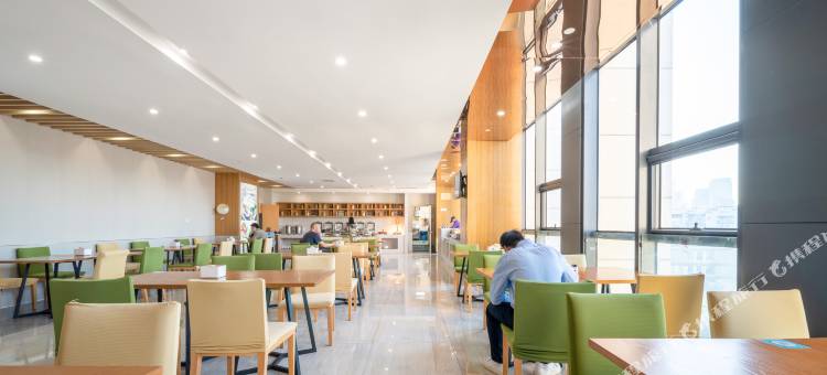 网鱼电竞酒店(无锡江南大学店)图片