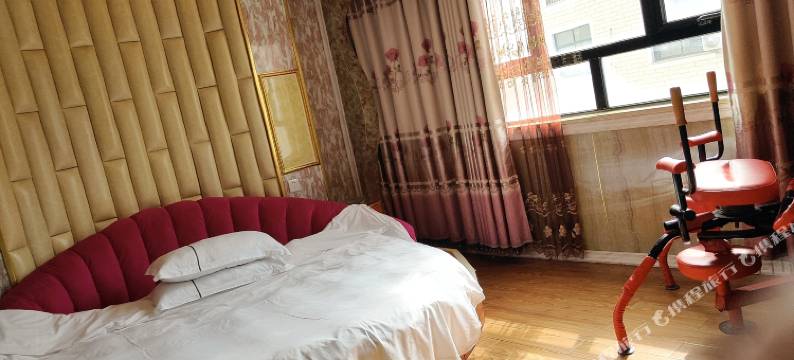 东阳情情恋恋酒店图片