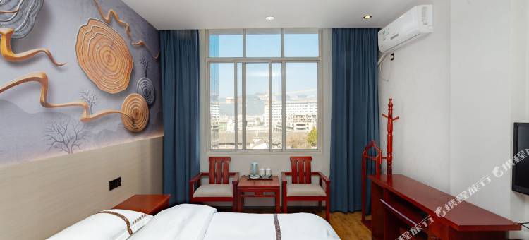 腾冲晋家园格调酒店(永兴财富中心店)图片