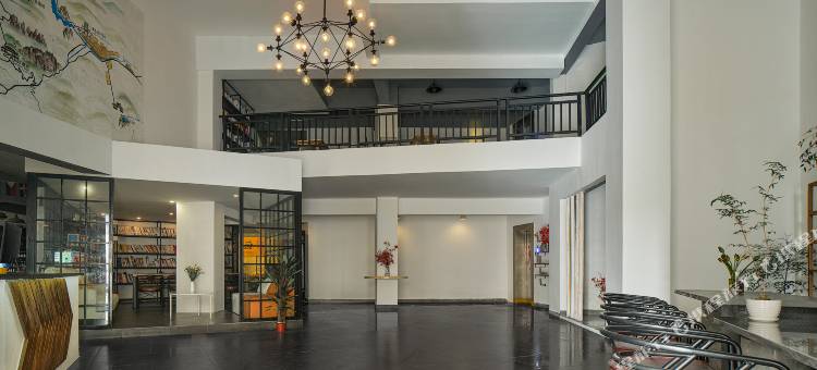 武陵源云野酒店(森林公园标志门店)图片