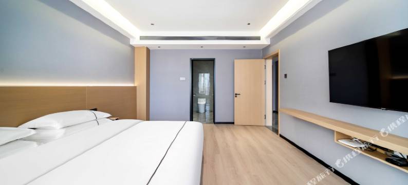 伊宁风旅河谷酒店(行政服务中心店)图片