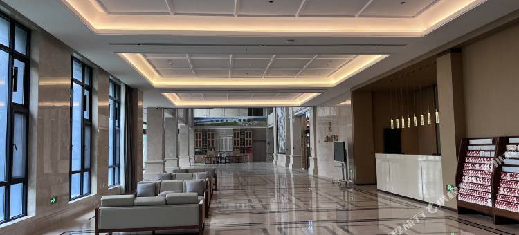 新县大别山迎宾馆(商学院店)图片
