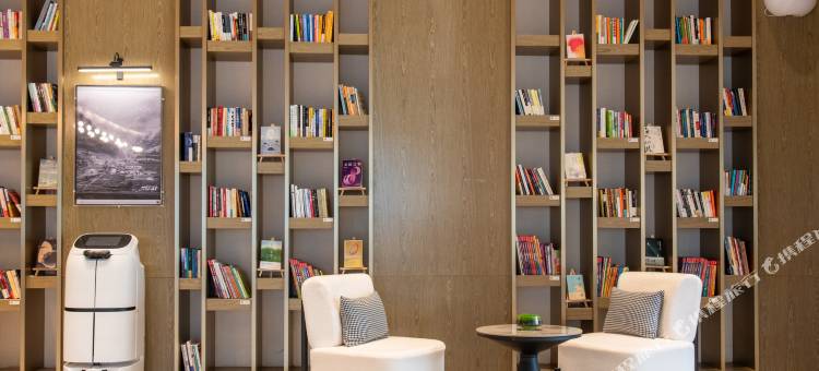 深圳会展中心岗厦地铁站亚朵X酒店图片