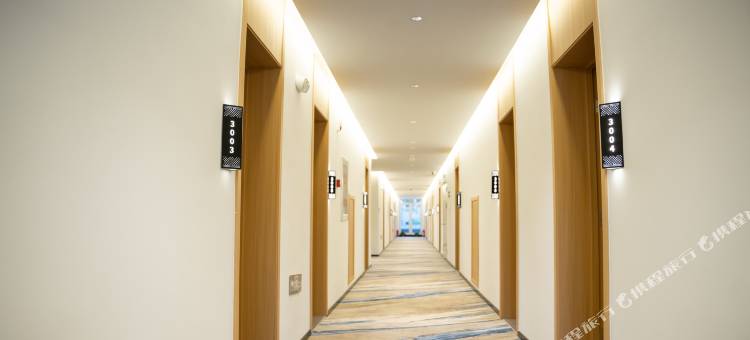 汐岸·雅颂酒店(鸽子窝公园浅水湾店)图片