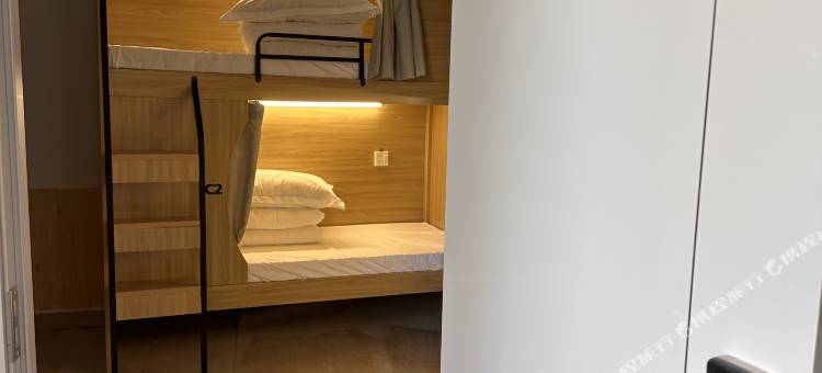 悠米青年旅舍(青岛火车北站店)图片