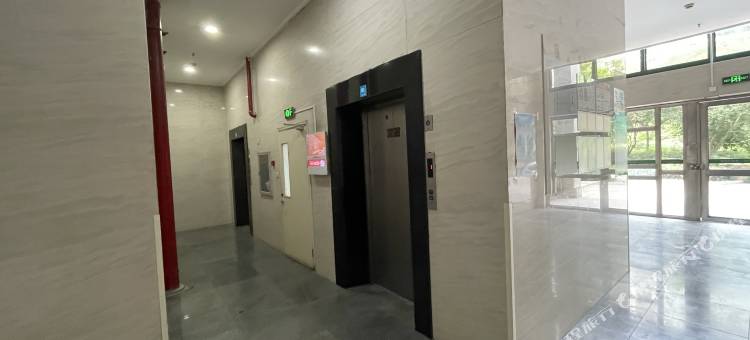 杭州柯凡品序民宿图片
