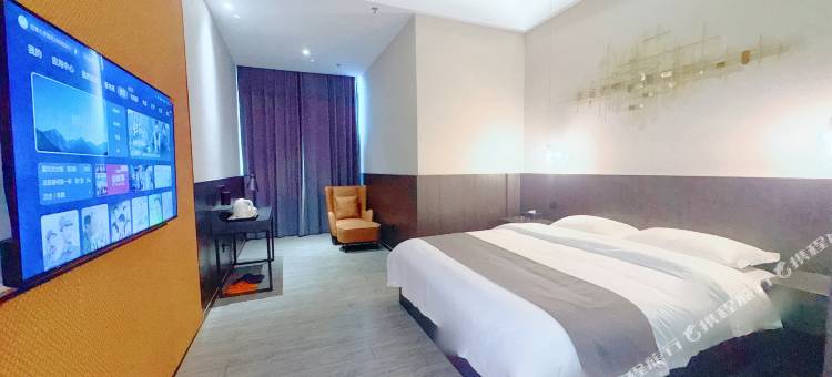 名人酒店(栾川县老君山景区店)图片