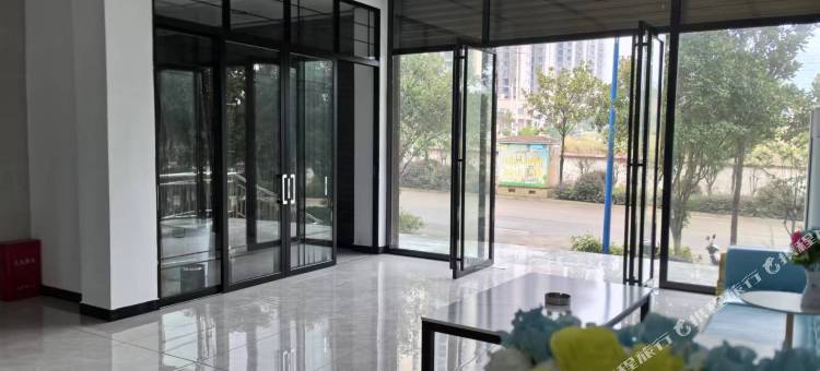 嘉禾维纳斯现代公寓酒店图片