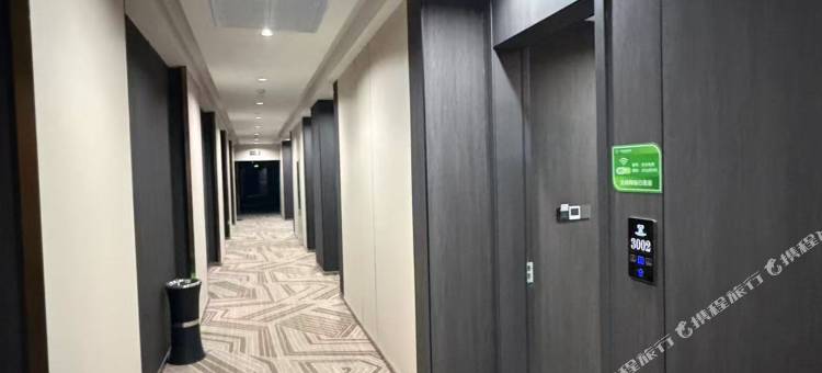 东方电竞酒店(临沂齐鲁园广场店)图片