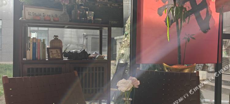 奢悦·啡㕨精品民宿(河北工业职业技术大学西美花街店)图片