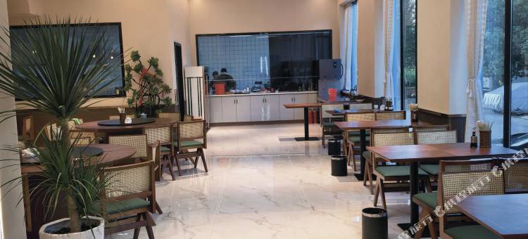 伊宁·风禾里|Mellow·View·Design 美宿(人字桥店)图片
