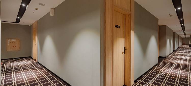 米漾米居酒店(张家界中商广场大庸古城店)图片