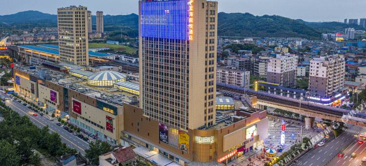 咸宁蓝海龍悦酒店(咸宁南站万达广场店)图片