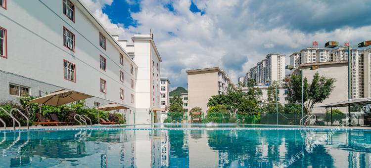 荔波三力丽呈酒店(荔波古镇店)图片