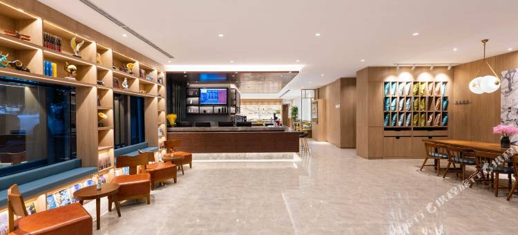 汉庭优佳酒店(大连开发区安盛广场店)图片