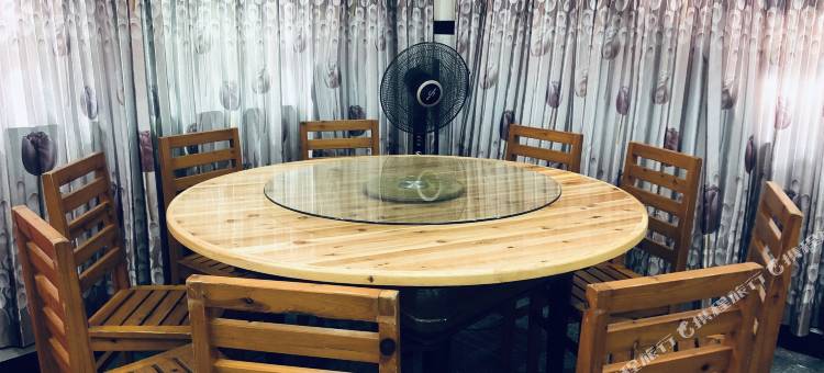 婺源石城赏枫人家(石城红枫叶景区店)图片