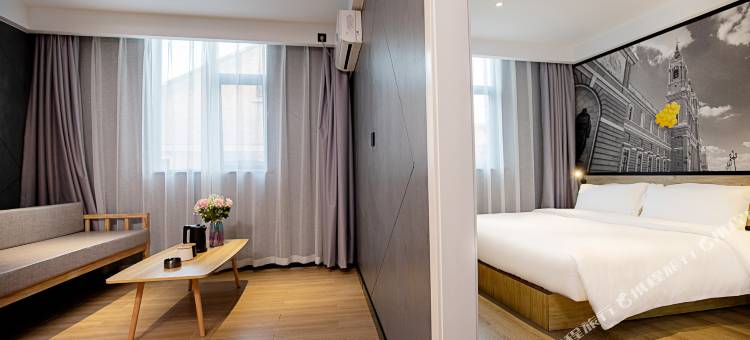 途客呈舍酒店(巩义火车站星月时代广场店)图片