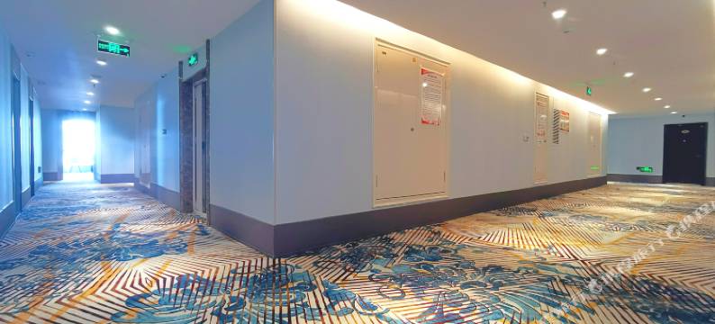 吴忠云中月酒店图片