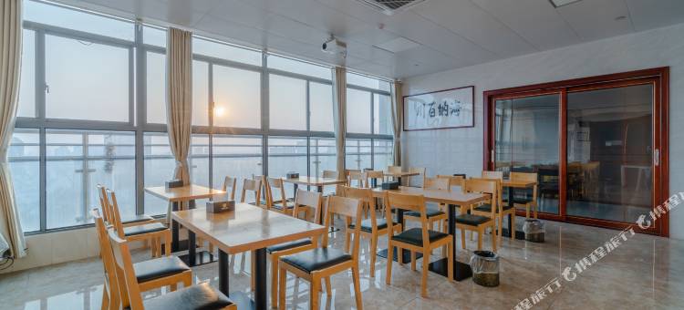 肥西蓝晶商务酒店(凉亭地铁站店)图片