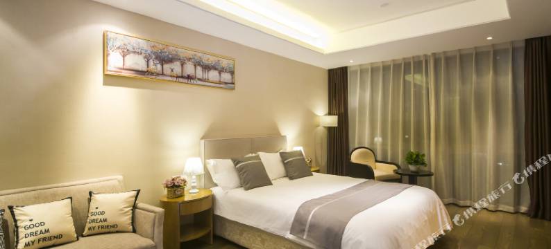 万丽海景度假公寓(青岛火车站中联自由港湾店)图片