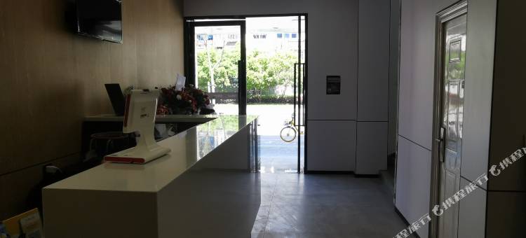 青季酒店MINI(上海浦东金桥路地铁站店)图片