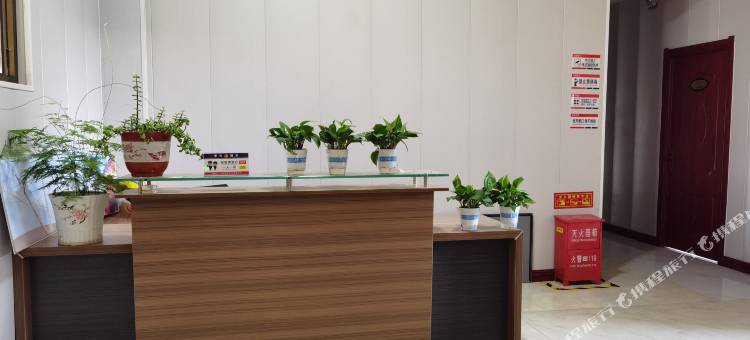 圣美旅馆(藁城区石家庄信息工程学院店)图片