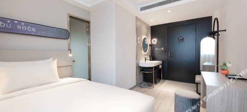 西安兴庆宫交通大学地铁站轻居酒店图片