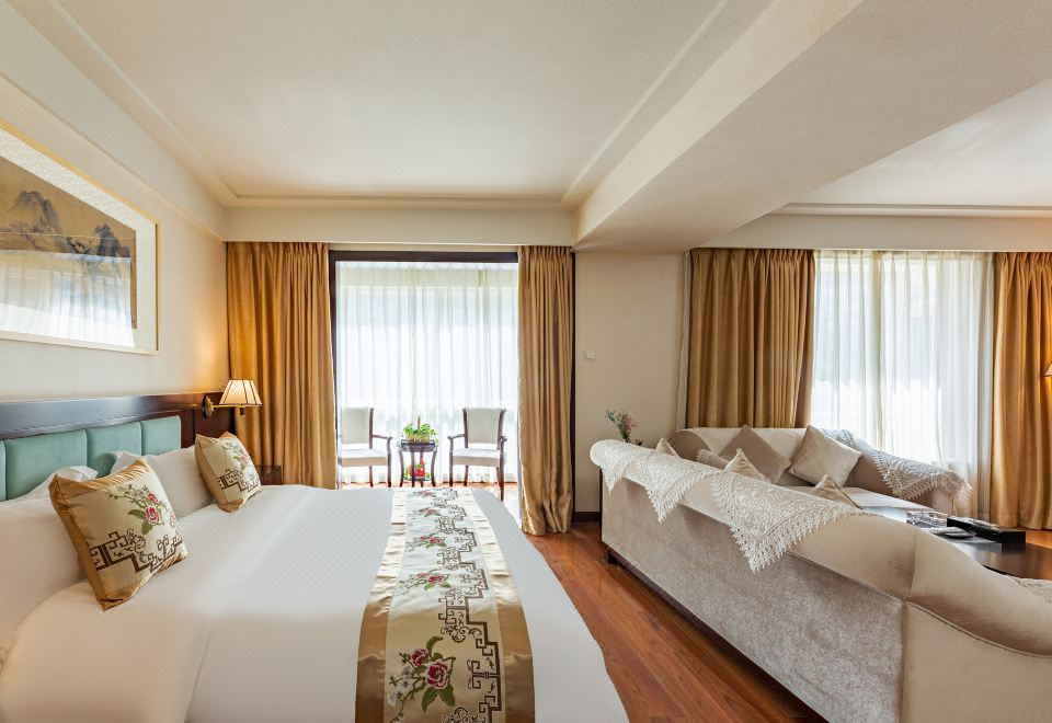 Beijing Lanzhou Hotel over view