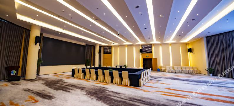 长旅沁庐假日酒店(新余仙女湖店)图片