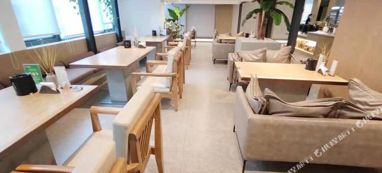 源酒店(泸州万象汇西南医科大学附属中医医院店)图片