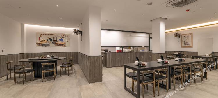 艺龙安云酒店(嘉兴旭辉广场南湖景区店)图片
