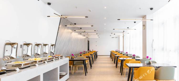 拉孜西部驿站酒店图片