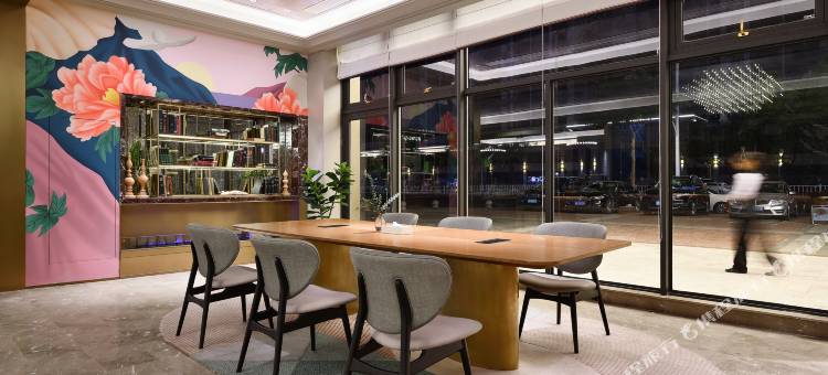 汕头高铁站美居酒店图片