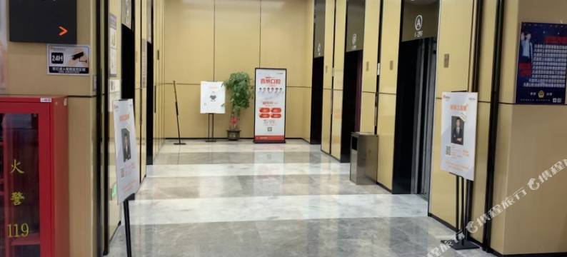 赣州万象电竞酒店(万象城购物中心店)图片