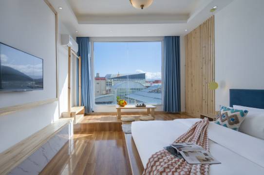 香格里拉乐庄林卡客栈(独克宗古城店)