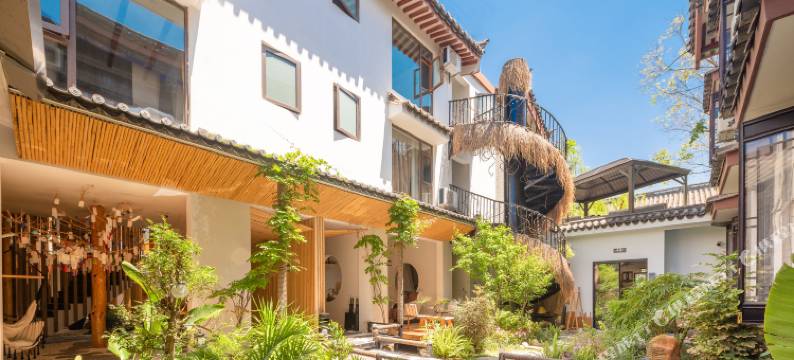 楚雄云栖艺宿(彝人古镇景区高铁站店)图片