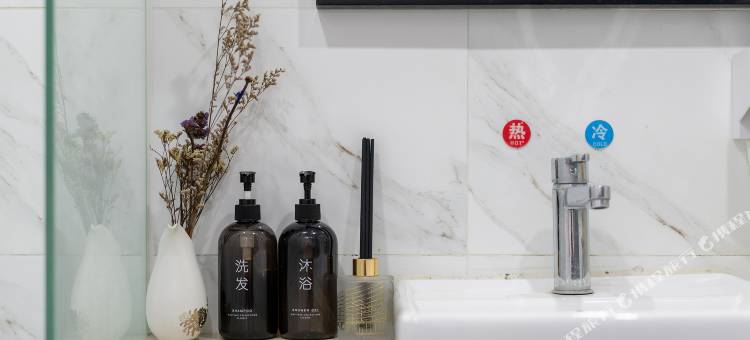 禧桐青年公寓(中山石岐电子科技大学北门店)图片