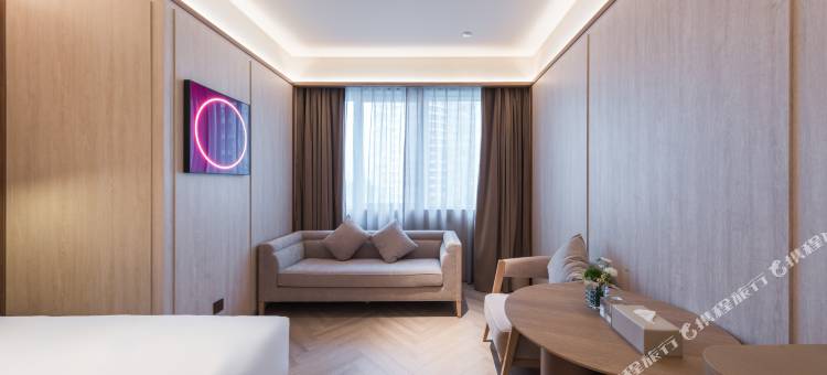 深圳南山新豪方桔子水晶酒店图片