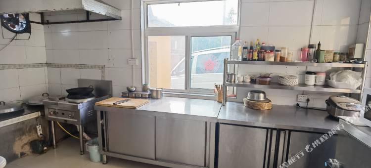 甘泉峡谷驿站图片