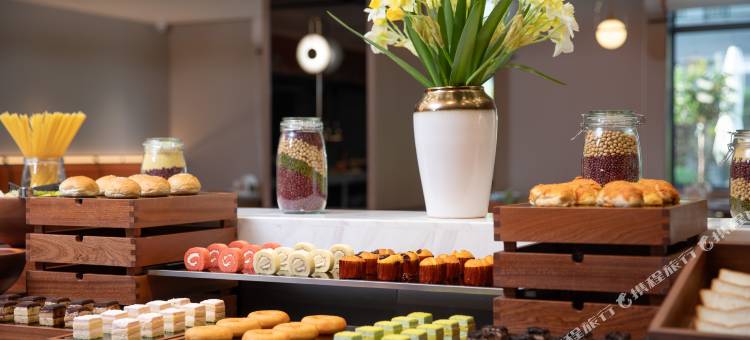 成都双流机场希尔顿欢朋酒店图片