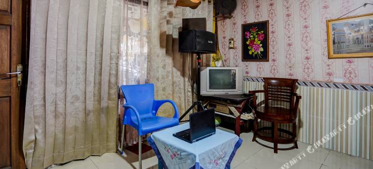 OYO Life 92461艾尼清真民宿(OYO Life 92461 Aini Syariah Homestay)图片