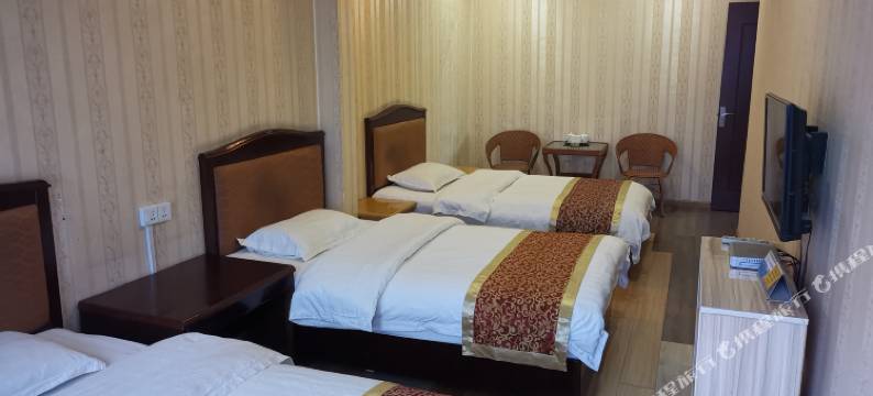 苍溪江边宾馆图片