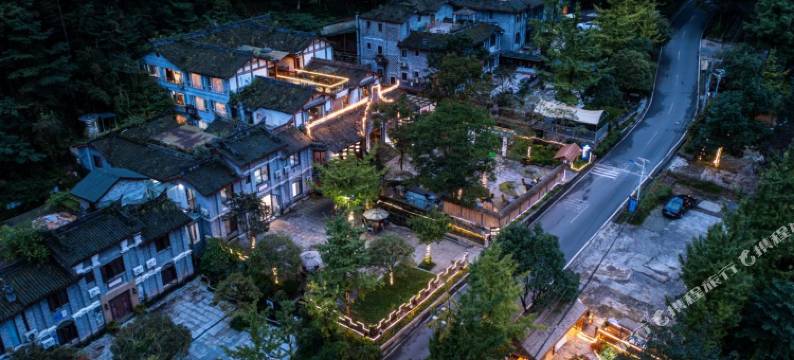 知宿说·私汤温泉民宿(都江堰青城后山景区泰安古镇店)图片