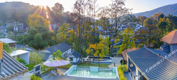 隐与·清风与落民宿图片