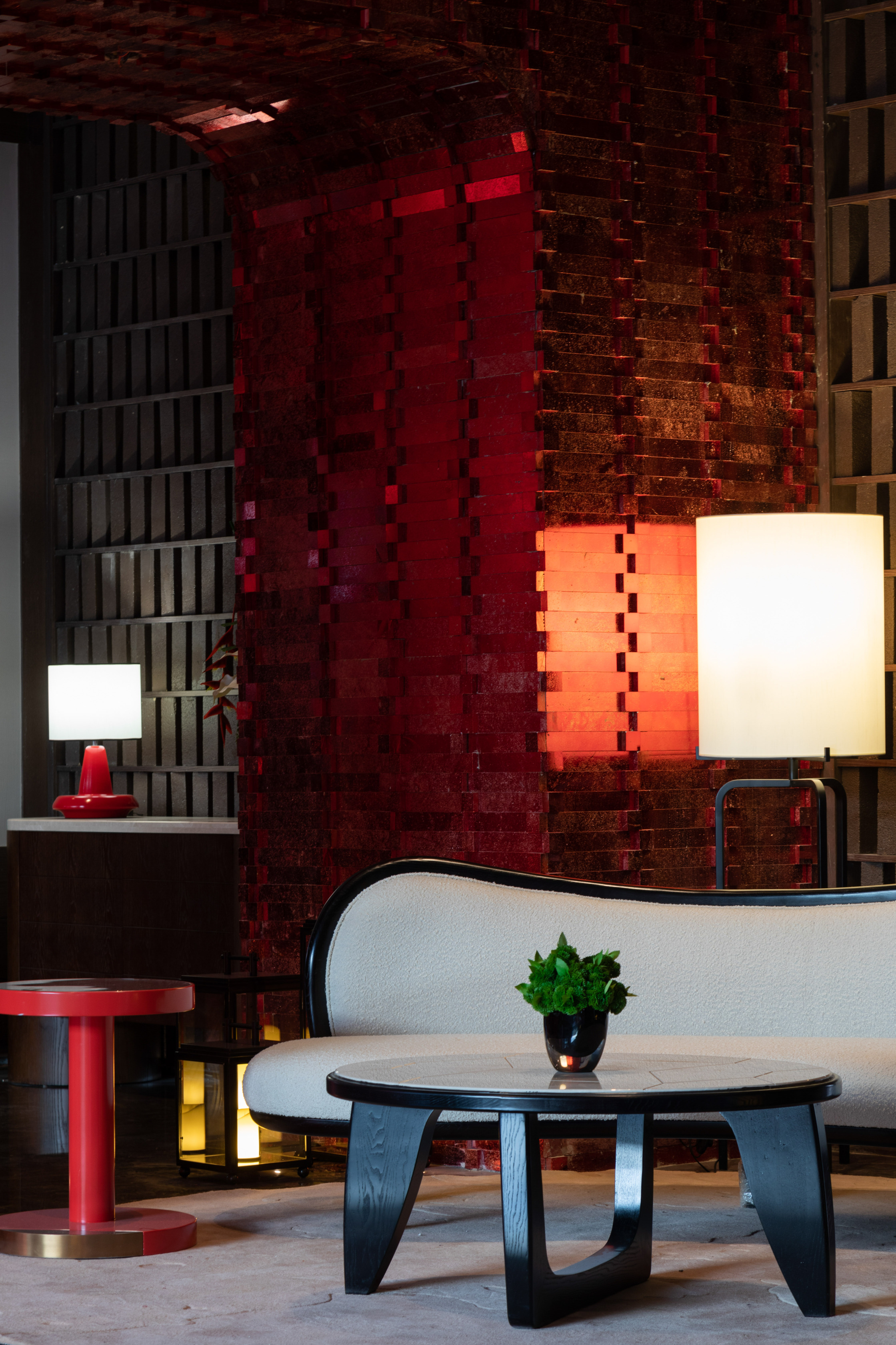 Radisson Red Yangzhou Slender West Lake Over view