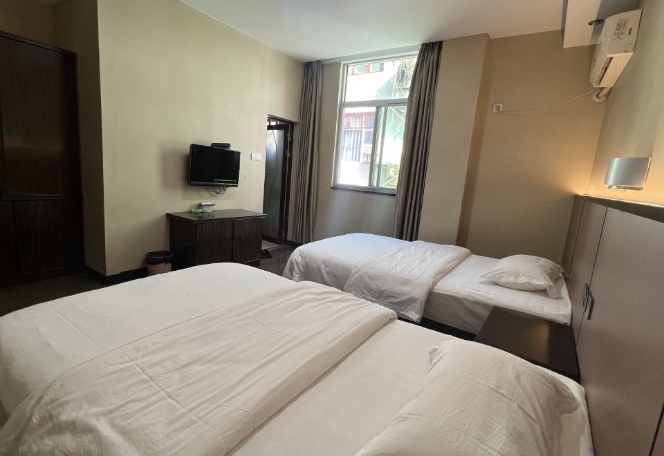 Xiaosichuan Hotel Hotel Overview