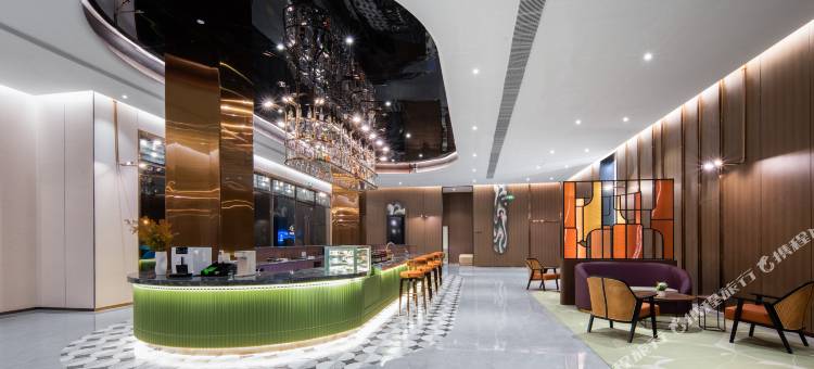 宜必思尚品酒店(三亚湾凤凰机场店)图片