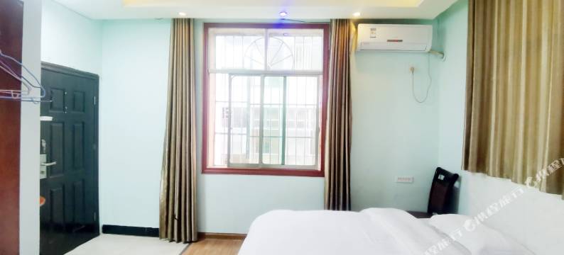 鑫煌宾馆(铜仁火车站店)图片