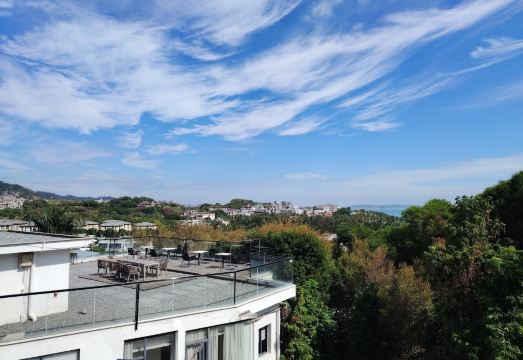 Mu Ju Ya Yi · Half Mountain Cliff High altitude Sea View | Hot Spring Private Soup Resort Homestay Hotel Overview