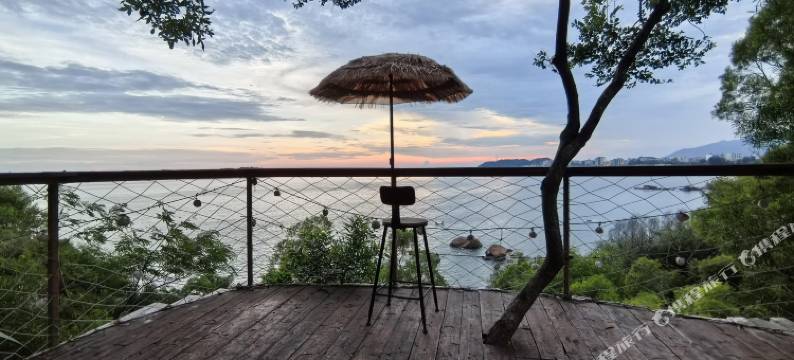 南澳金云山海印记悬崖海景民宿图片